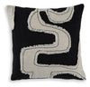 Veerbank Pillow (Set of 4) Veerbank Pillow (Set of 4)