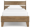 Deanlow Bedroom Package